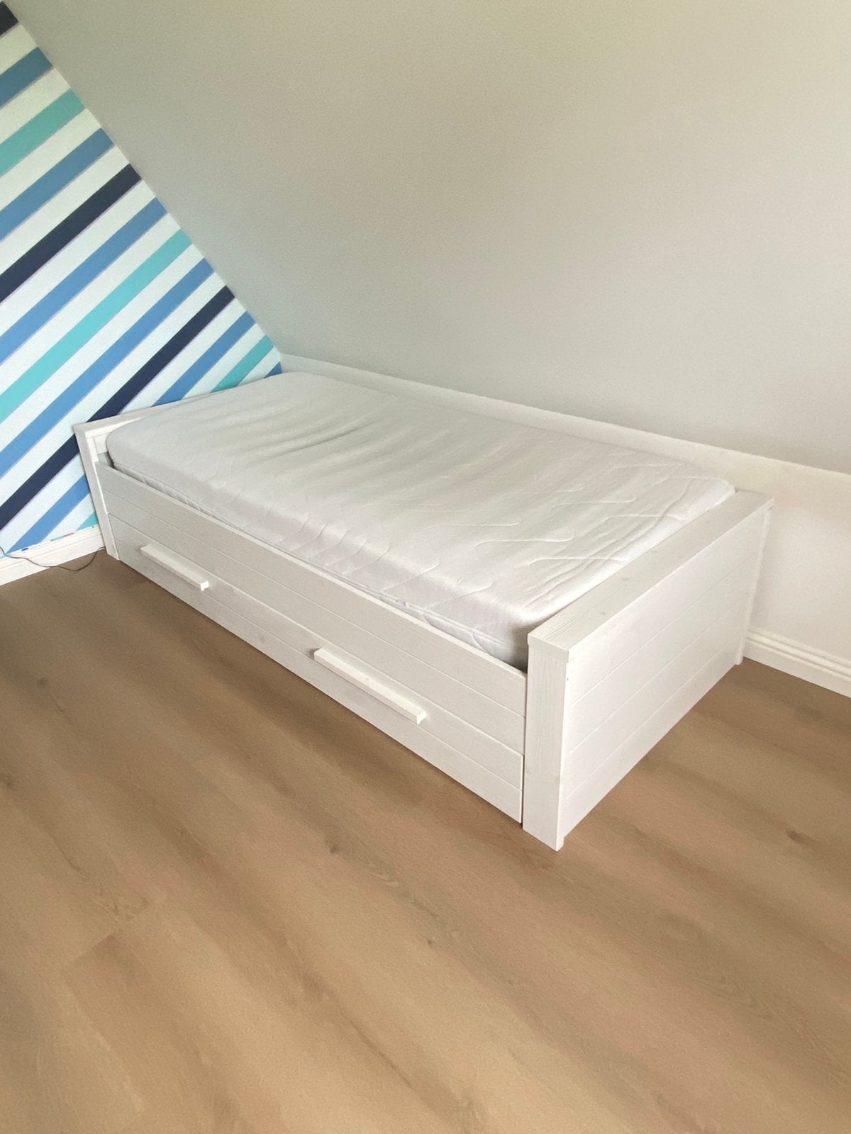 Bed 1 persoons met lade., Huis en Inrichting, Slaapkamer | Bedden, Ophalen, Gebruikt, 90 cm, Eenpersoons