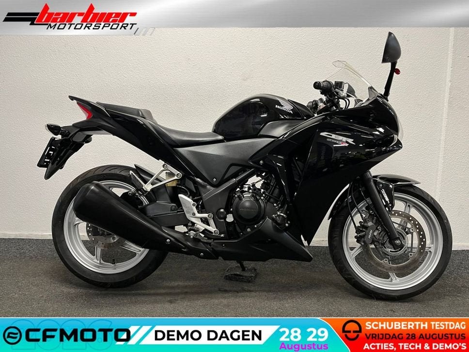 ⭐️⭐Honda CBR 250 R CBR250R (bj 2011)⭐️⭐, Motoren, Motoren | Honda, 250 cc, Honda, Bedrijf, Onbekend