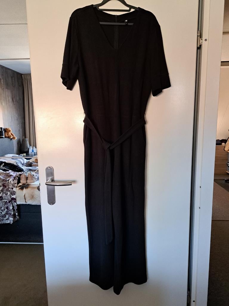 Superleuke zwarte Hema jumpsuit culotte maat L, Kleding | Dames, Jumpsuits, Zwart, Maat 42/44 (L), Ophalen of Verzenden, Gedragen