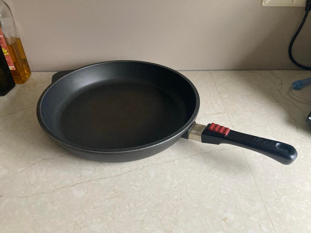 Woll Diamond Lite Koekenpan 32cm, gegoten aluminium, Gebruikt, Keramische plaat, Aluminium, Ophalen of Verzenden