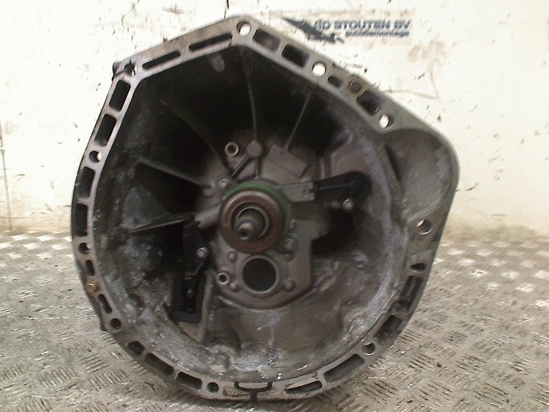 Versnellingsbak Schakel C Sportcoupé (C203) 2004, Gebruikt, Mercedes-Benz AG, Mercedes-Benz, Mercedesstraße 120, Stuttgart 70372, , Duitsland