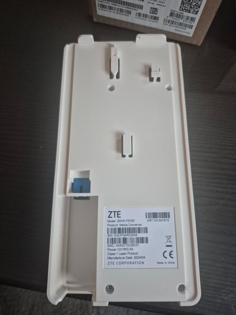 ZTE ZXHN F3100 glasvezel Media Converter – NIEUW, Computers en Software, Ophalen of Verzenden, Nieuw, ZTE