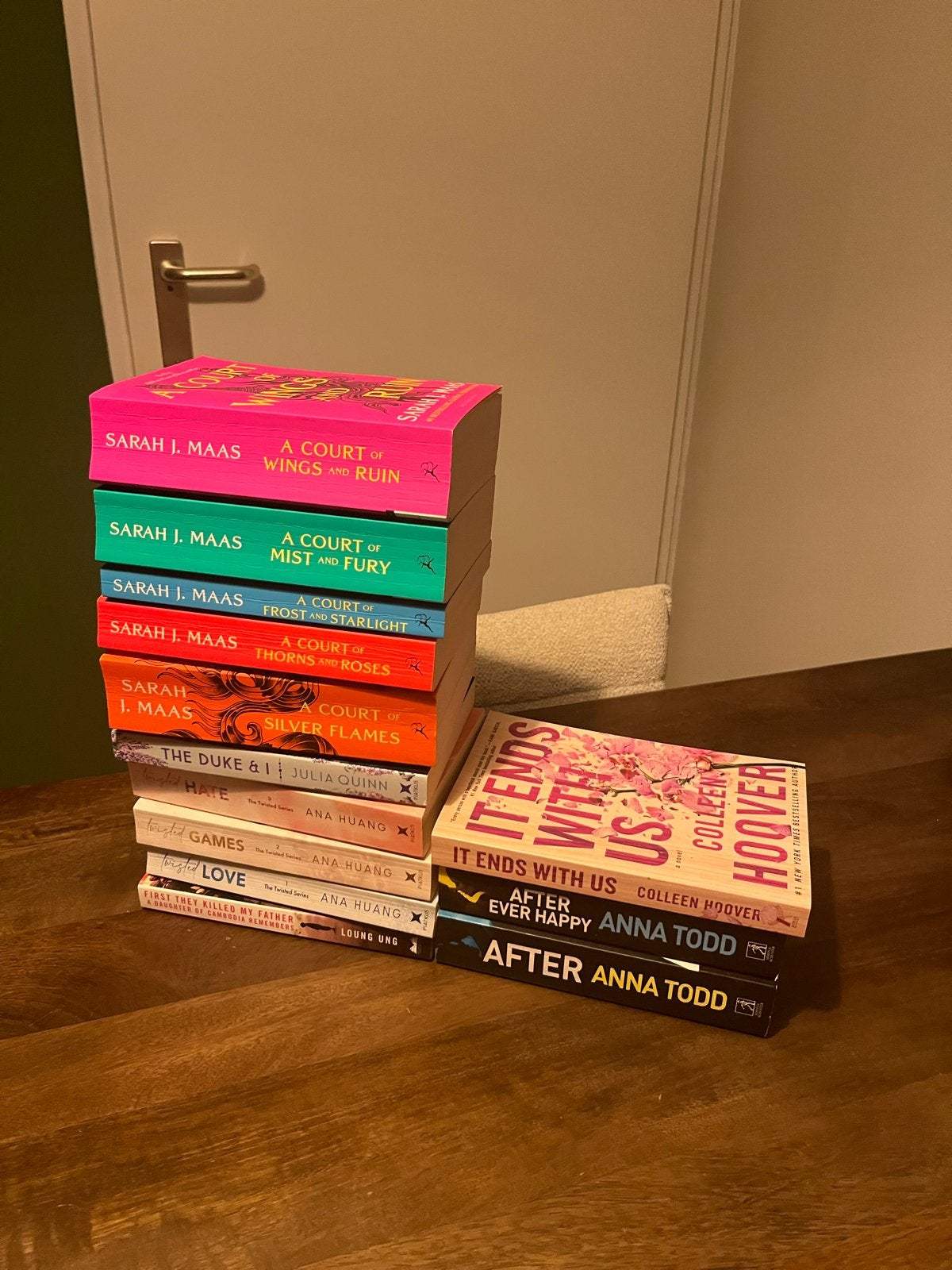 Boekenpakket: Sarah J. Maas, Ana Huang, Colleen Hoover, Boeken, Ophalen, Zo goed als nieuw, Nederland