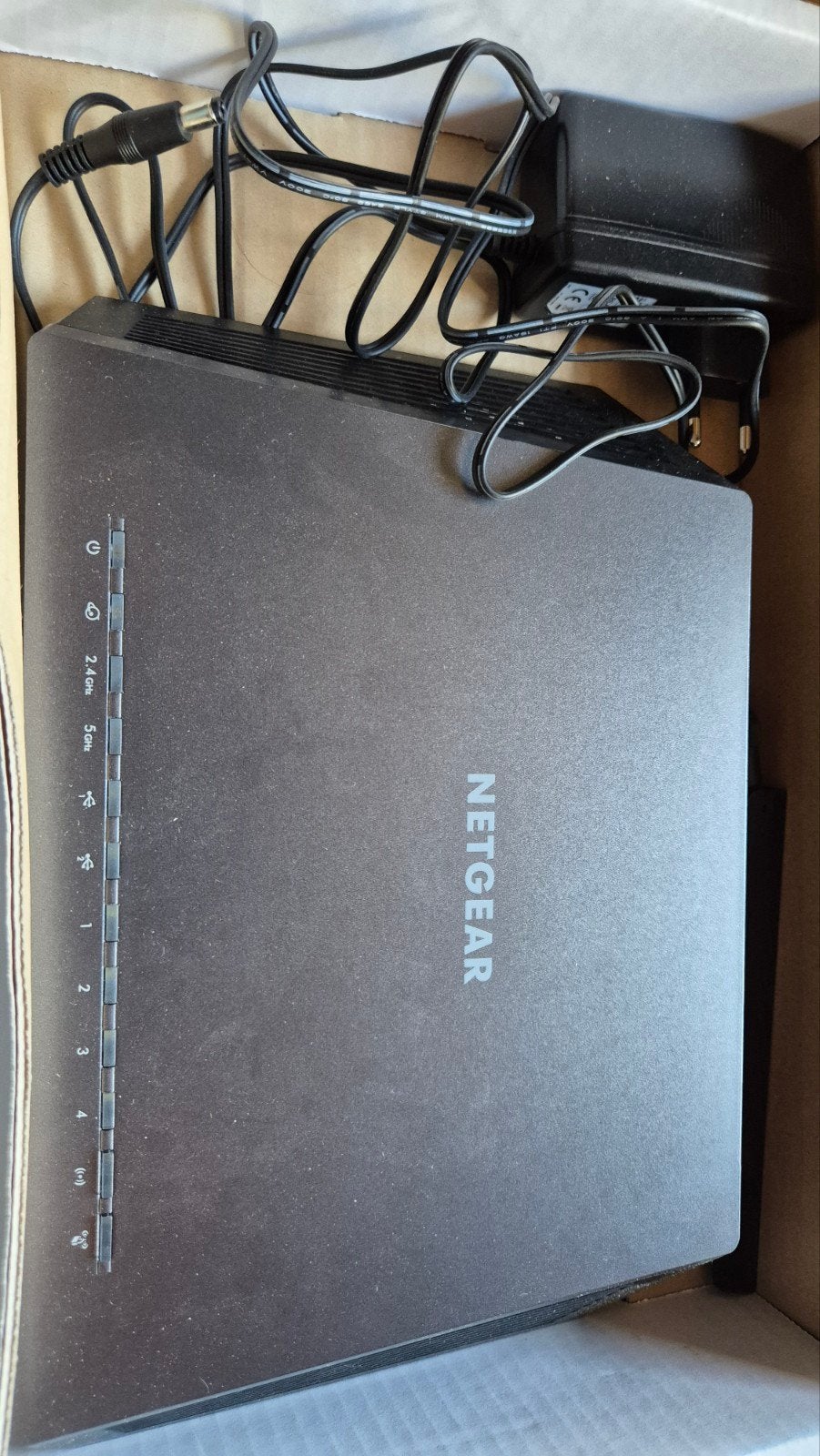 Netgear router, 2 tot 3 Ghz, 15 inch, Zo goed als nieuw, Gaming