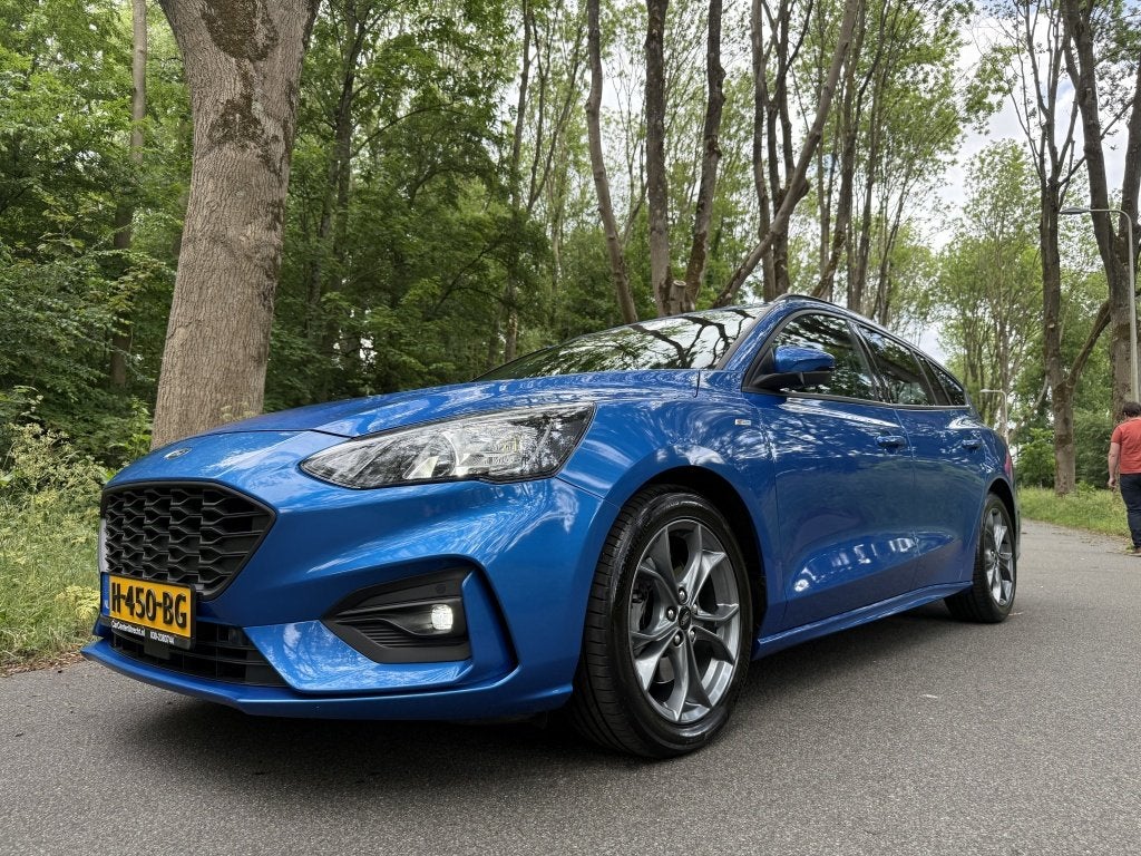 Foto 7 van Ford FOCUS Wagon 1.5 EcoBoost ST Line Business | trekhaak |