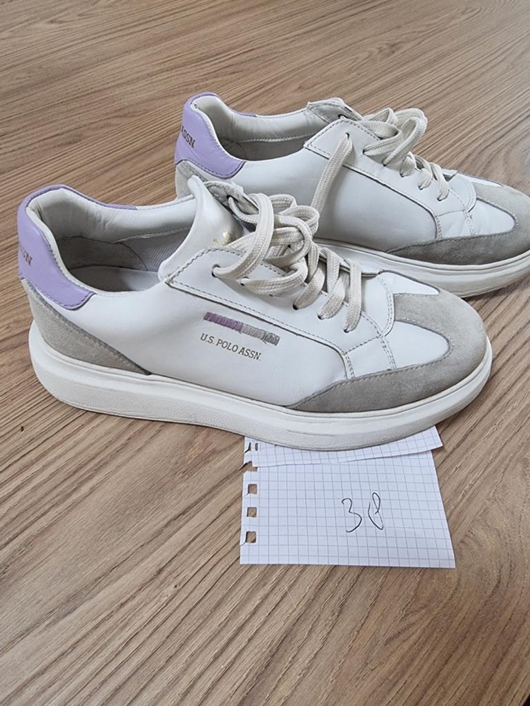 Schoenen ophalen voor 2 euro per paar in Veghel, Diversen, Ophalen
