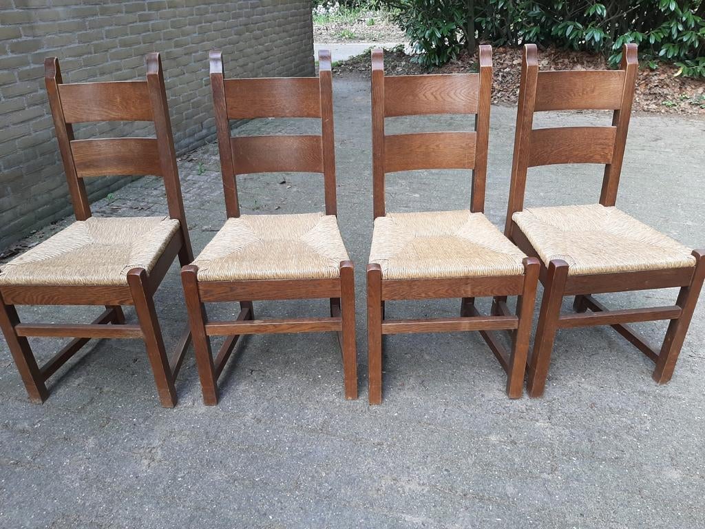 4 eikenhouten kloosterstoelen met rieten zitting, Huis en Inrichting, Stoelen, Ophalen