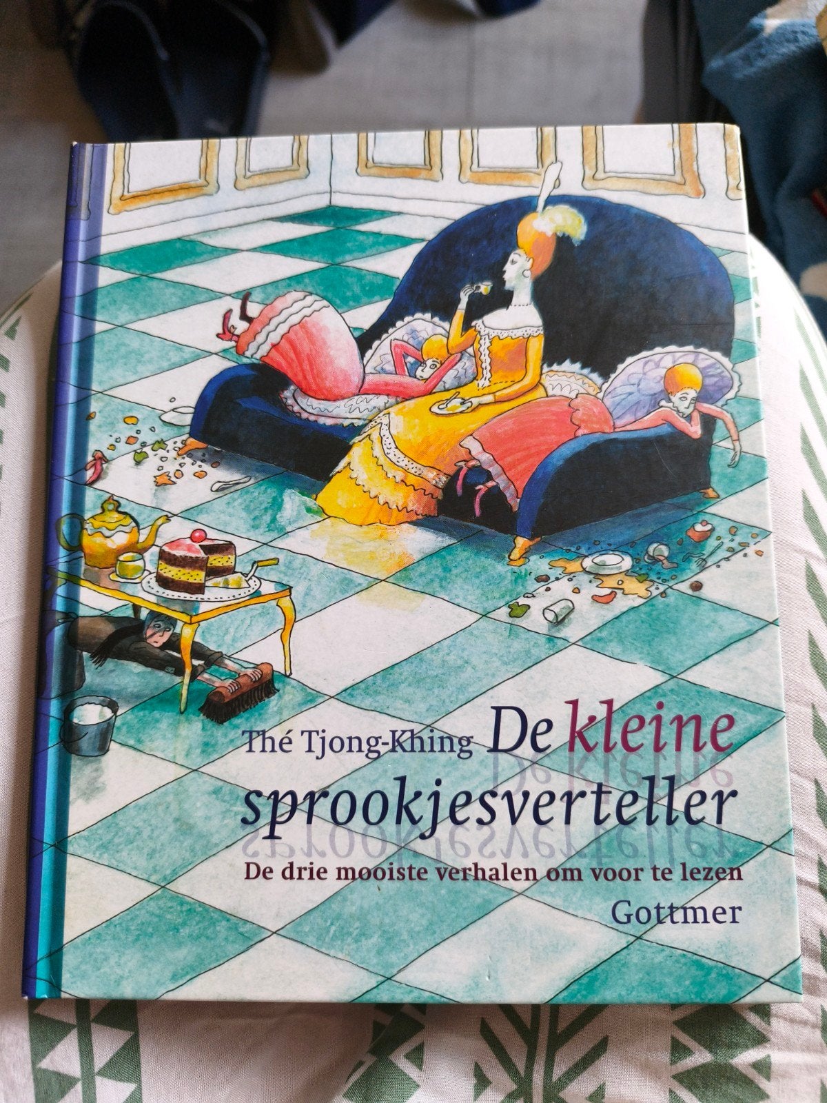 De kleine sprookjesverteller - Thé Tjong-Khing, Ophalen of Verzenden, Zo goed als nieuw, Thé Tjong-Khing