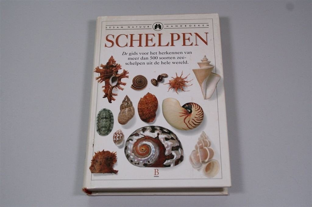 Schelpen — Sesam Natuur Handboek, Ophalen of Verzenden, Schelp(en)