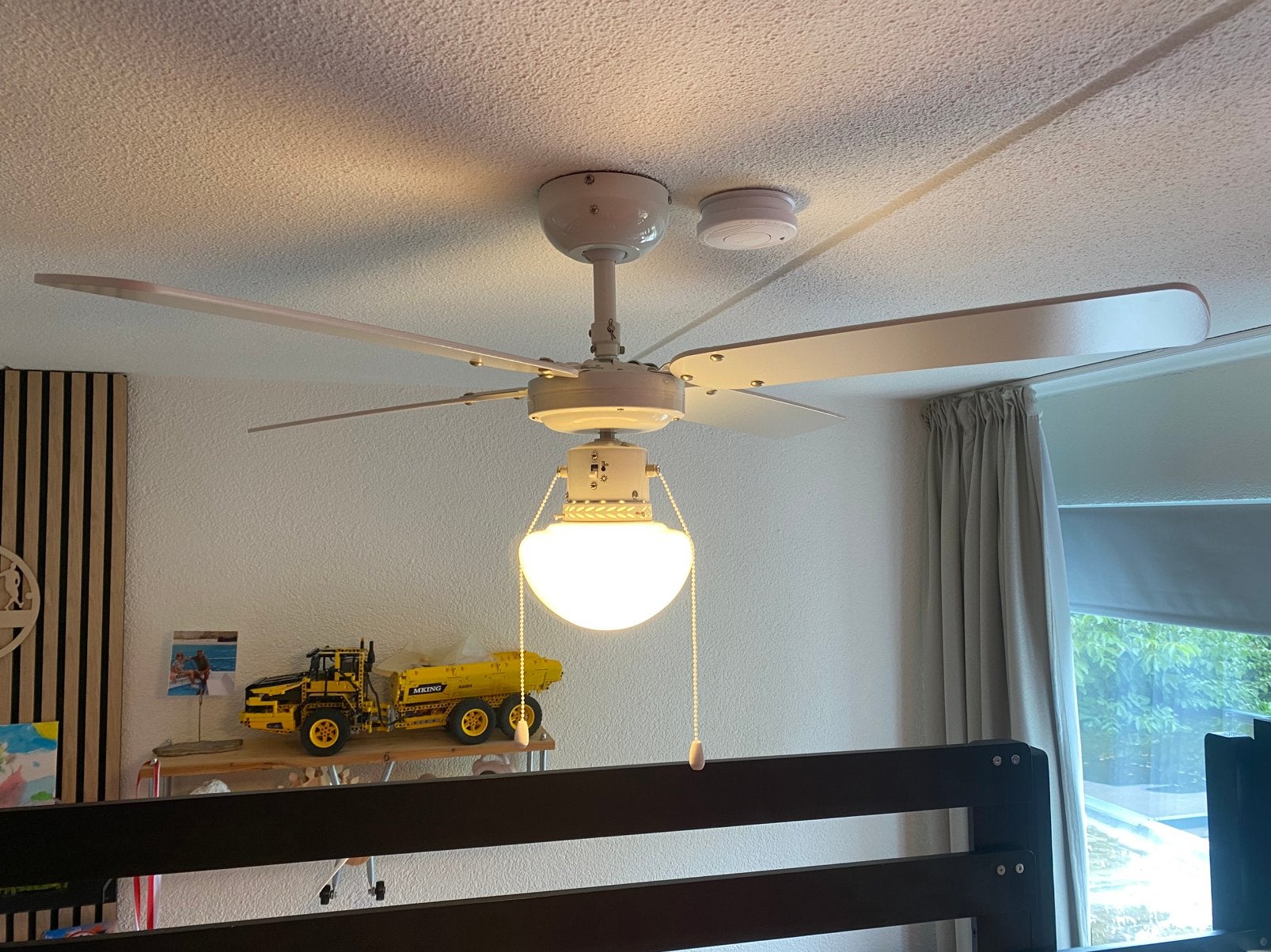 Plafond ventilator met lamp, Ophalen, Wit, Zo goed als nieuw, Plafondlamp