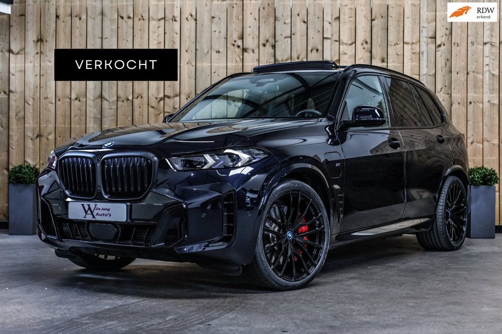 BMW X5 XDrive50e M-Sport Pro *Sky-Lounge*B&W*M-Stoelen*Achte, Gebruikt, 2395 kg, Zwart, Bedrijf