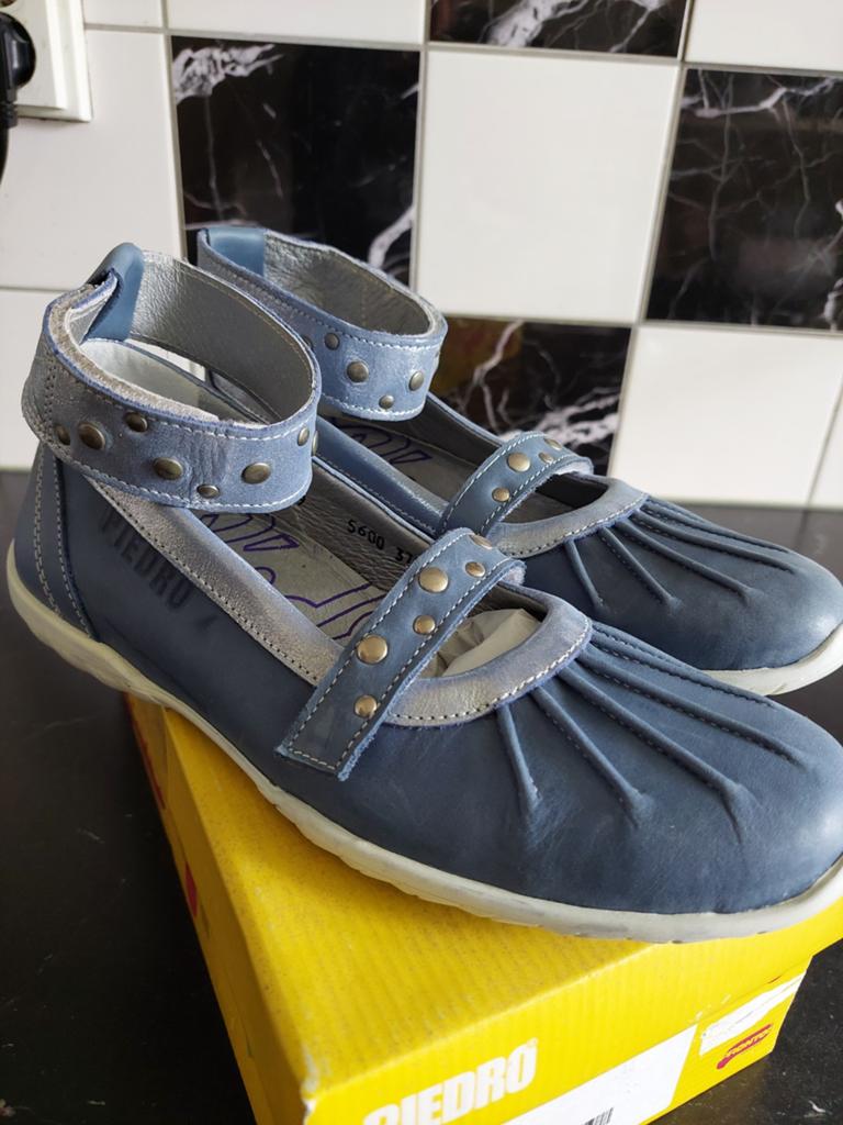 Nieuwe Mary Jane ballerina's blauw leer Maat 37, Kleding | Dames, Blauw, Nieuw, Piedro, Ballerina's