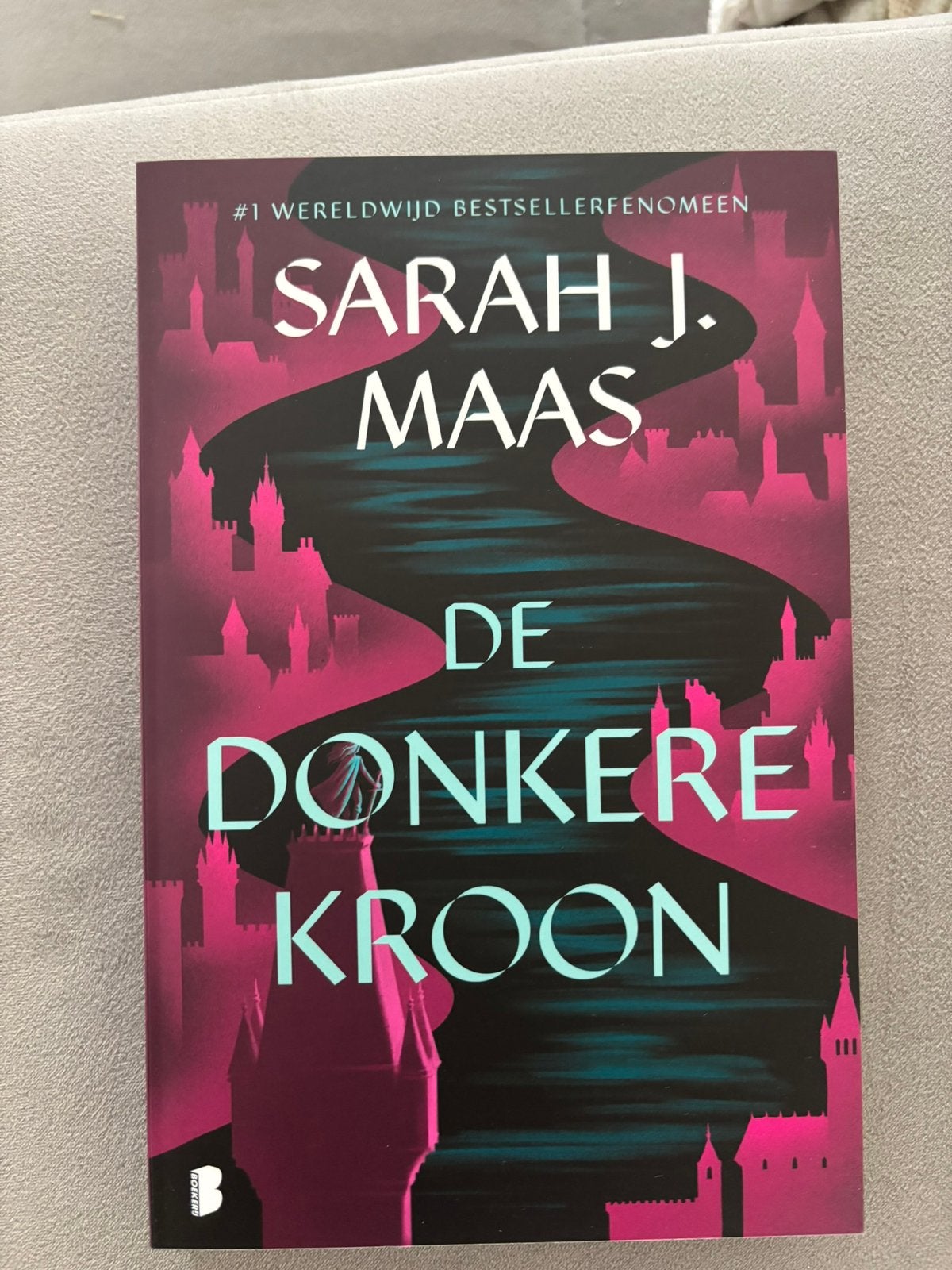 Sarah J. Maas - De donkere kroon, Ophalen, Zo goed als nieuw, Sarah J. Maas