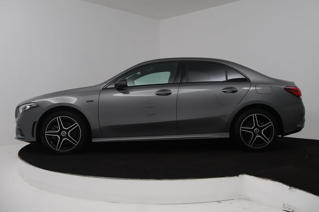 Mercedes-Benz A-klasse 250 e Business Solution AMG Limited (, Auto's, Gebruikt, 4 cilinders, 15 kWh, Bedrijf