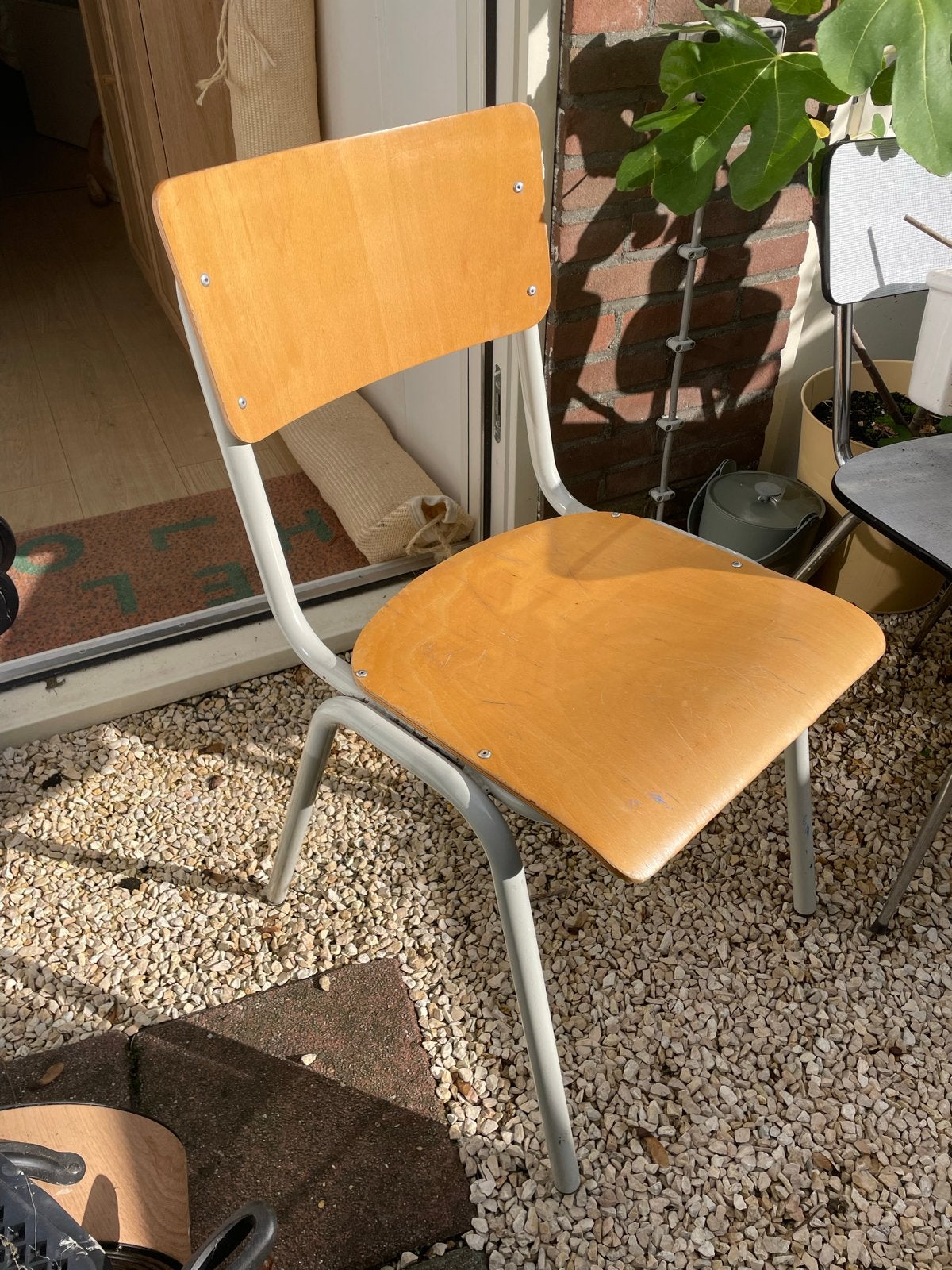 Vintage schoolstoel - Hout en metaal, Huis en Inrichting, Ophalen, Gebruikt, Overige kleuren, Eén