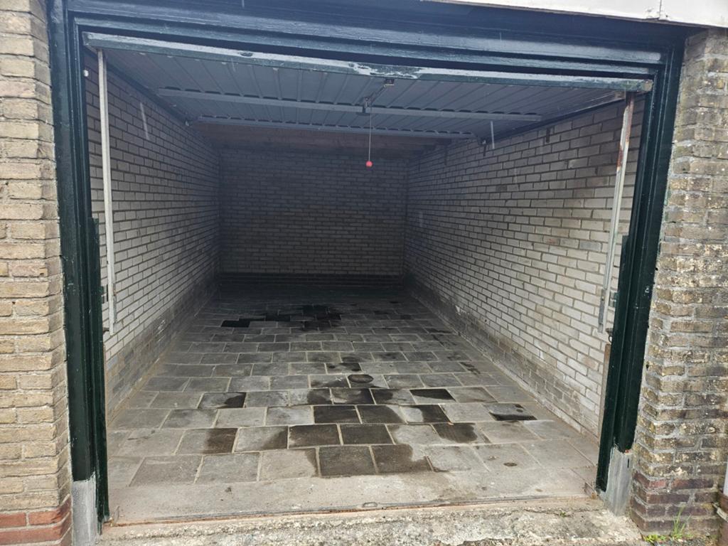 Te huur garage heemskerk/beverwijk., Huizen en Kamers, Garages en Parkeerplaatsen