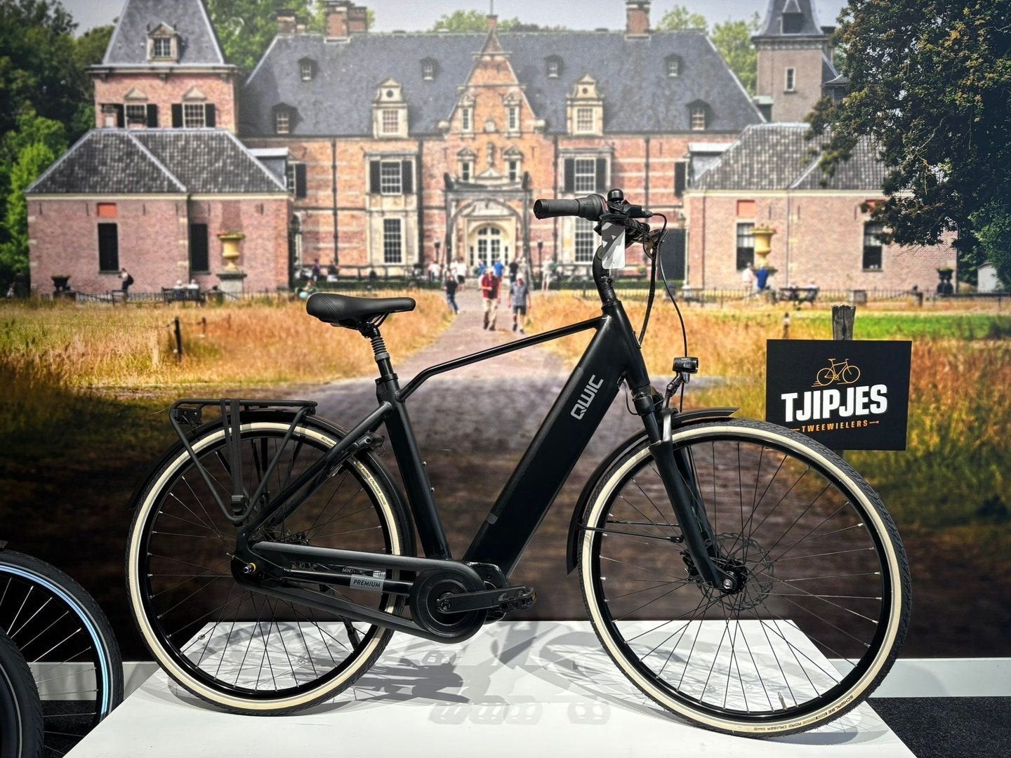 QWIC Premium MN7+ Elektrische Herenfiets | Zwart | 54 cm