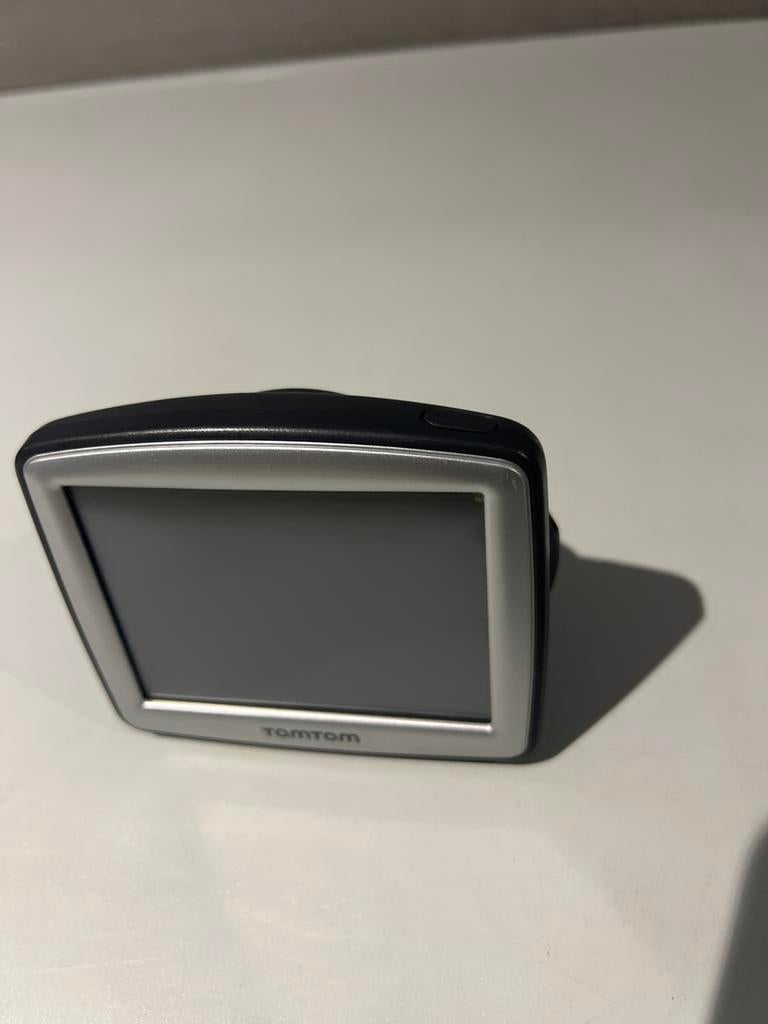 TomTom Navigatiesysteem met Oplader - Gebruikt, N, Ophalen of Verzenden, N, N