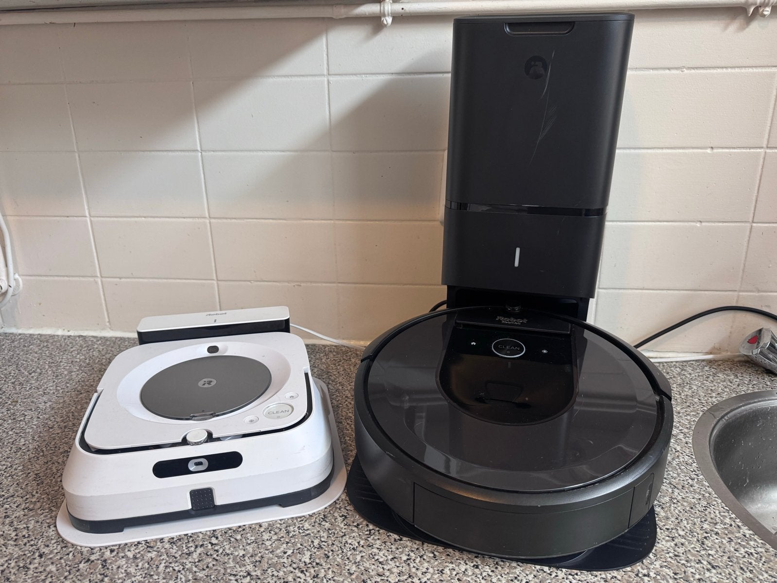 iRobot Roomba i7+ & Braava Jet m6 stofzuig- en dweilrobot, Witgoed en Apparatuur, Stofzuigers, Gebruikt, IRobot, Robotstofzuiger