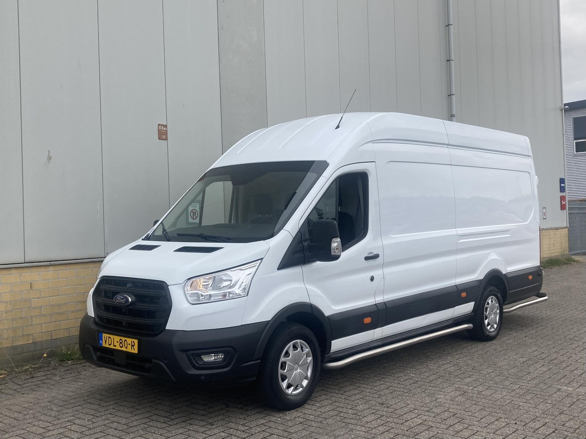 Ford Transit 350 2.0 TDCI 105 pk L4H3 Trend RWD Laadlengte 4, Auto's, 13 km/l, 4 cilinders, 2800 kg, Wit