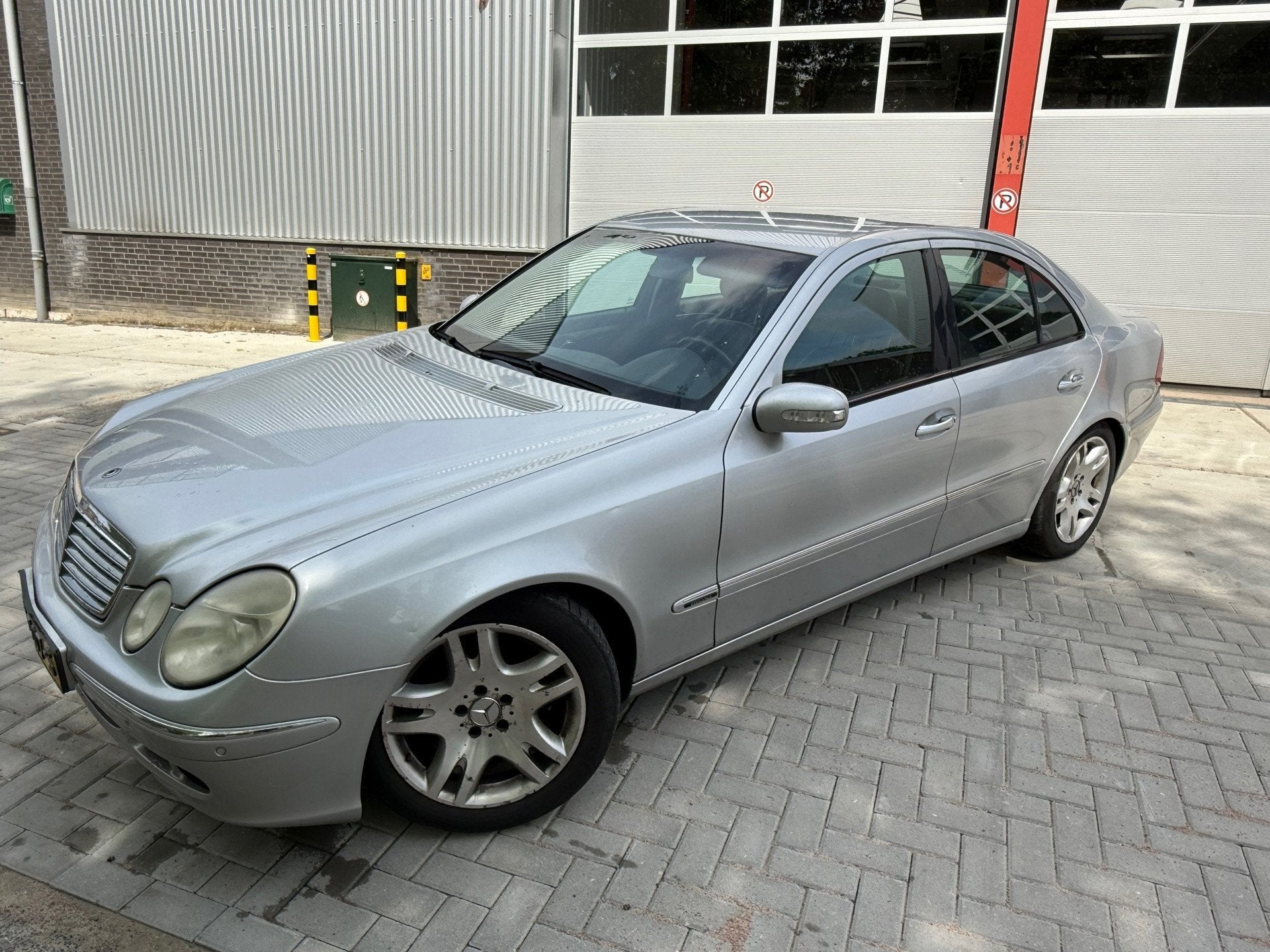 Mercedes-Benz E-klasse 270 CDI Elegance, Auto's, Automaat, Achterwielaandrijving, Gebruikt, 23 km/l