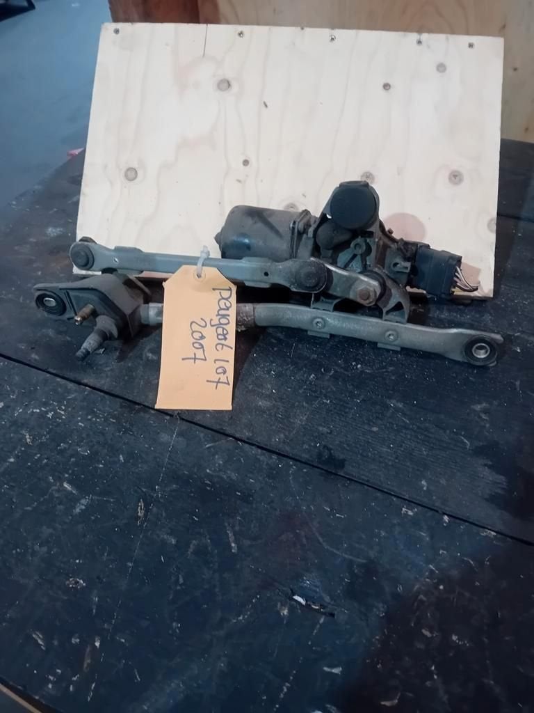 Ruitenwissermotor en mechaniek Peugeot 107 bj.2007, Gebruikt, -, Ophalen of Verzenden, -