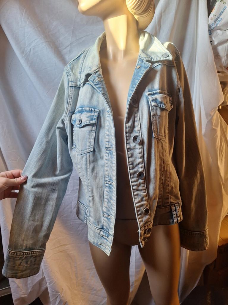Spijkerbroek, Kleding | Dames, Jassen | Zomer, Ophalen of Verzenden, Zo goed als nieuw, Maat 42/44 (L), Blauw