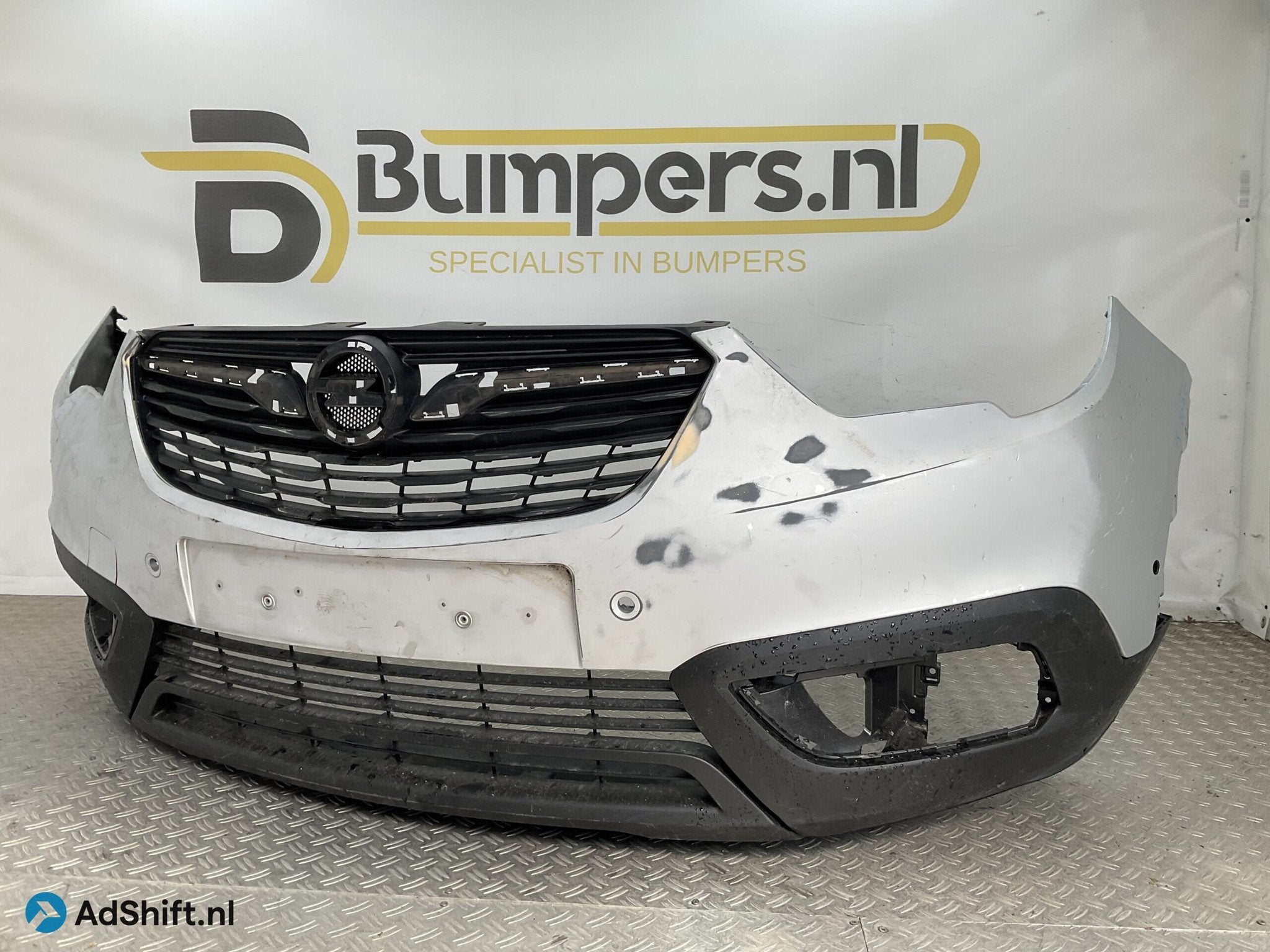 Bumper Opel Crossland pdc 17-22 475498858 39097382 Voorbumpe, Auto-onderdelen, Bumper