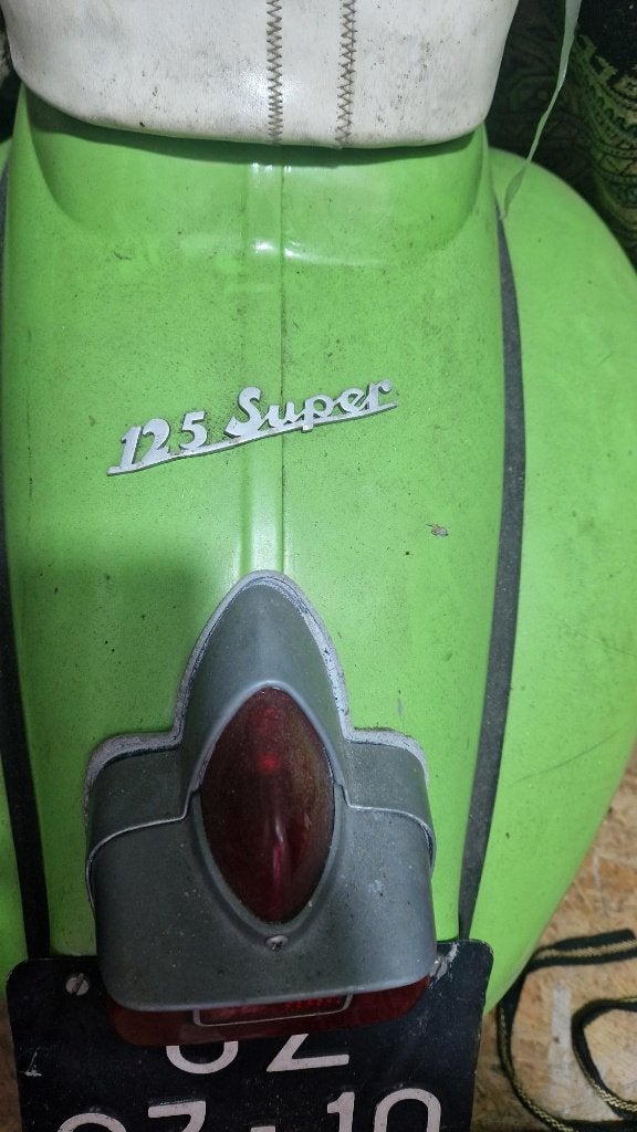 Foto 11 van Vespa VNB 125 1964