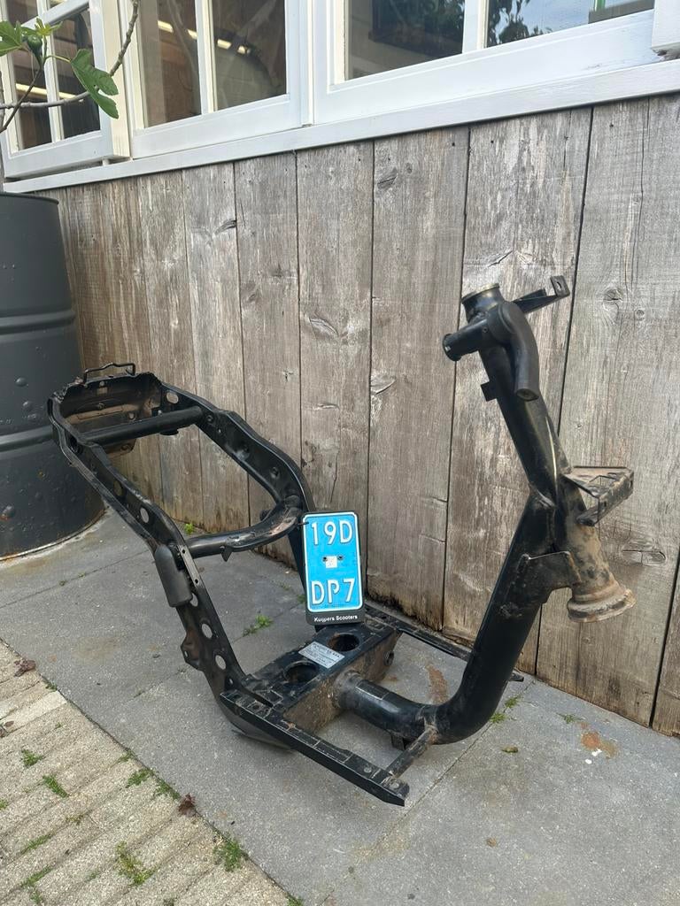 Zip type 3 frame geldig snor, Ophalen of Verzenden, Zo goed als nieuw, Piaggio