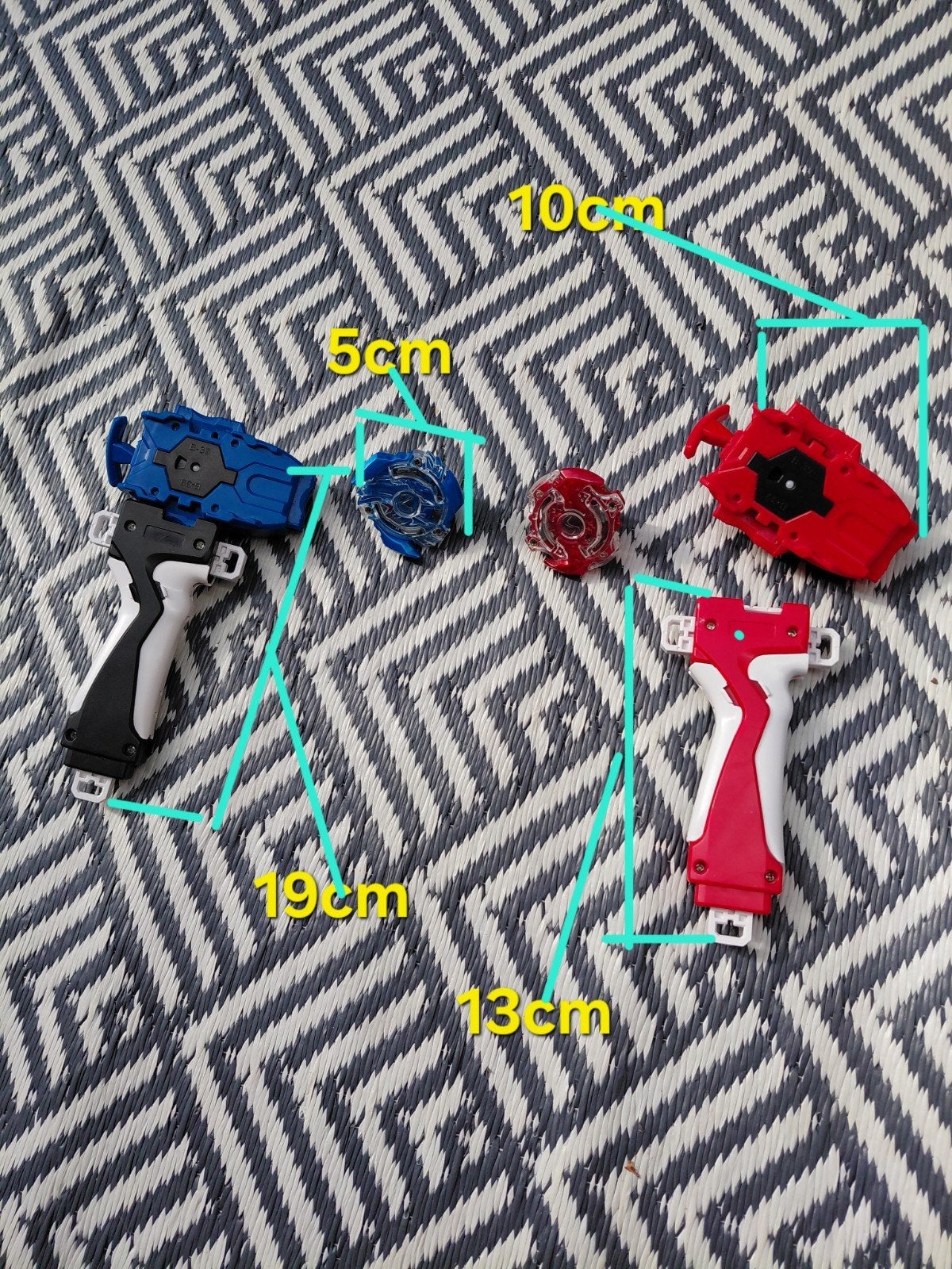 Beyblade Burst Set met 2 Launchers en 2 Beyblades, Ophalen, Gebruikt, Jongen of Meisje