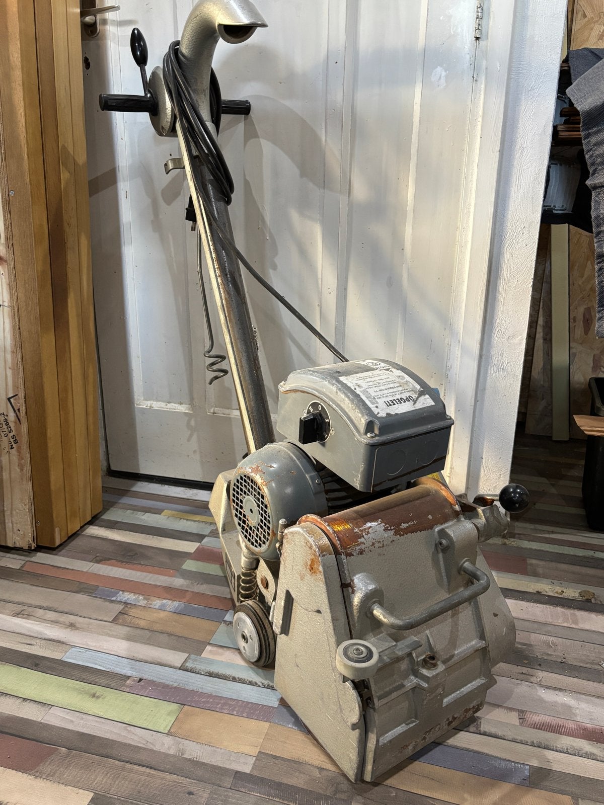 Woodmaster 2000/62 Parket schuurmachine, Doe-het-zelf en Verbouw, Ophalen, Gebruikt, 1200 watt of meer, Bandschuurmachine