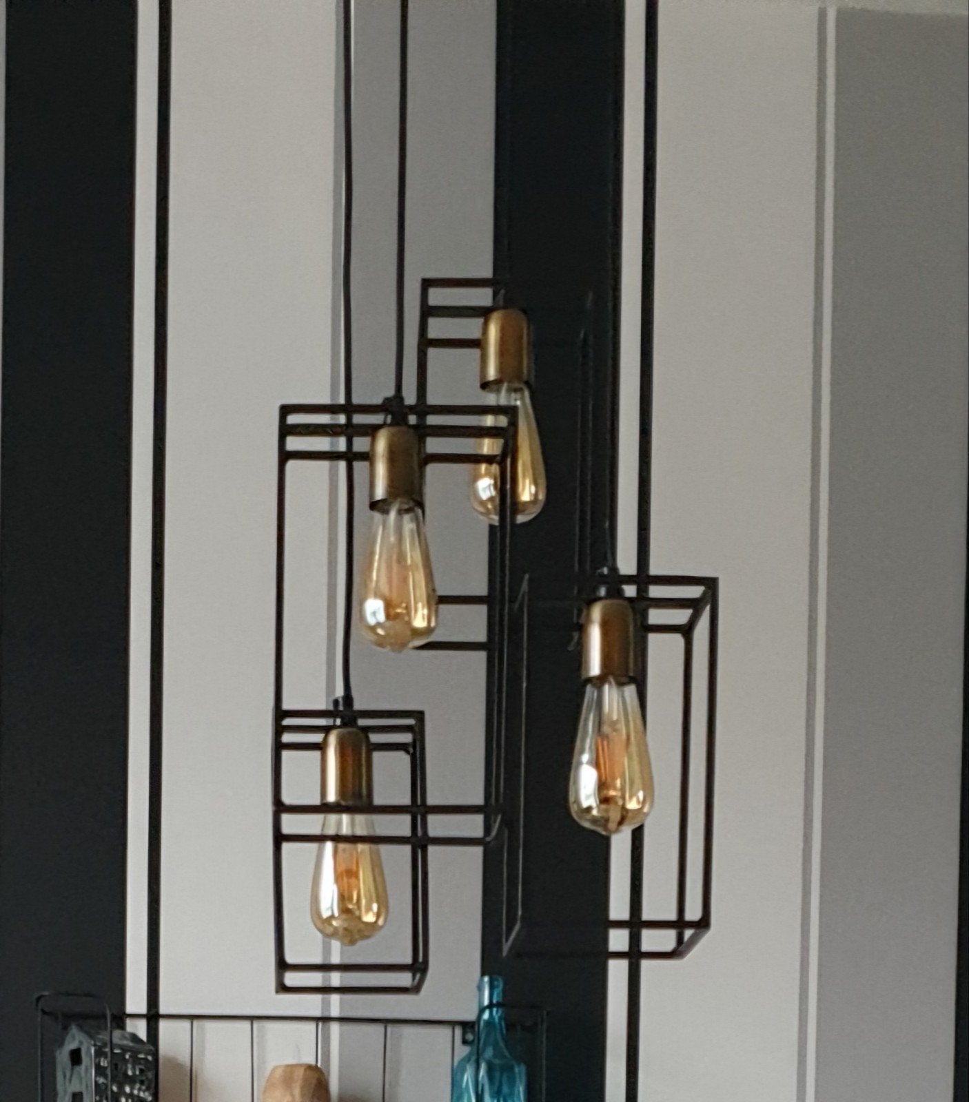 Moderne hanglamp met metalen frame (exclusief pitten), Huis en Inrichting, Lampen | Hanglampen, Ophalen, Zo goed als nieuw, Metaal