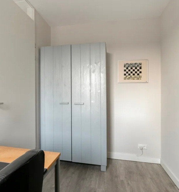 kledingkast WOOOD, Huis en Inrichting, Kasten | Kledingkasten, Ophalen, Met deur(en), 100 tot 150 cm, 200 cm of meer