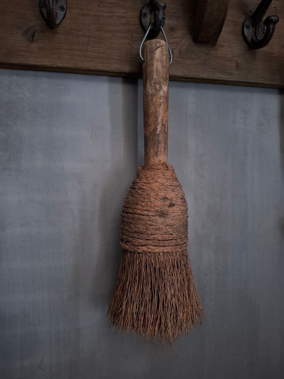 Gave, oude borstel uit India., Ophalen of Verzenden