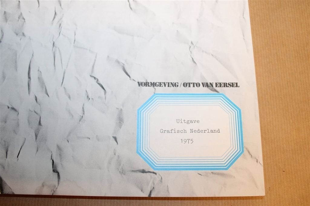 Terug naar het Natuurlijke — Grafisch Nederland 1975, Ophalen of Verzenden, Gelezen