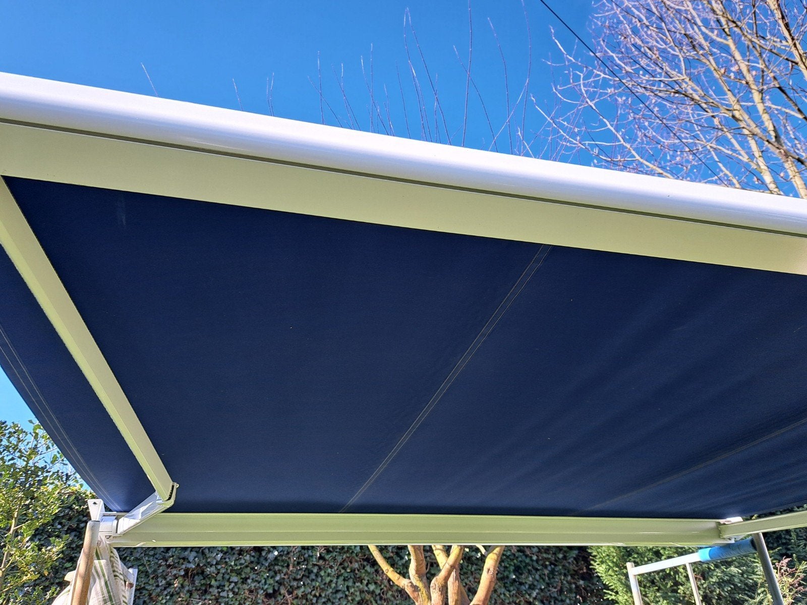 Knikarmscherm plafond scherm balkonscherm 350 breed elektris, Tuin en Terras, Zonneschermen, Elektrisch, Ophalen of Verzenden