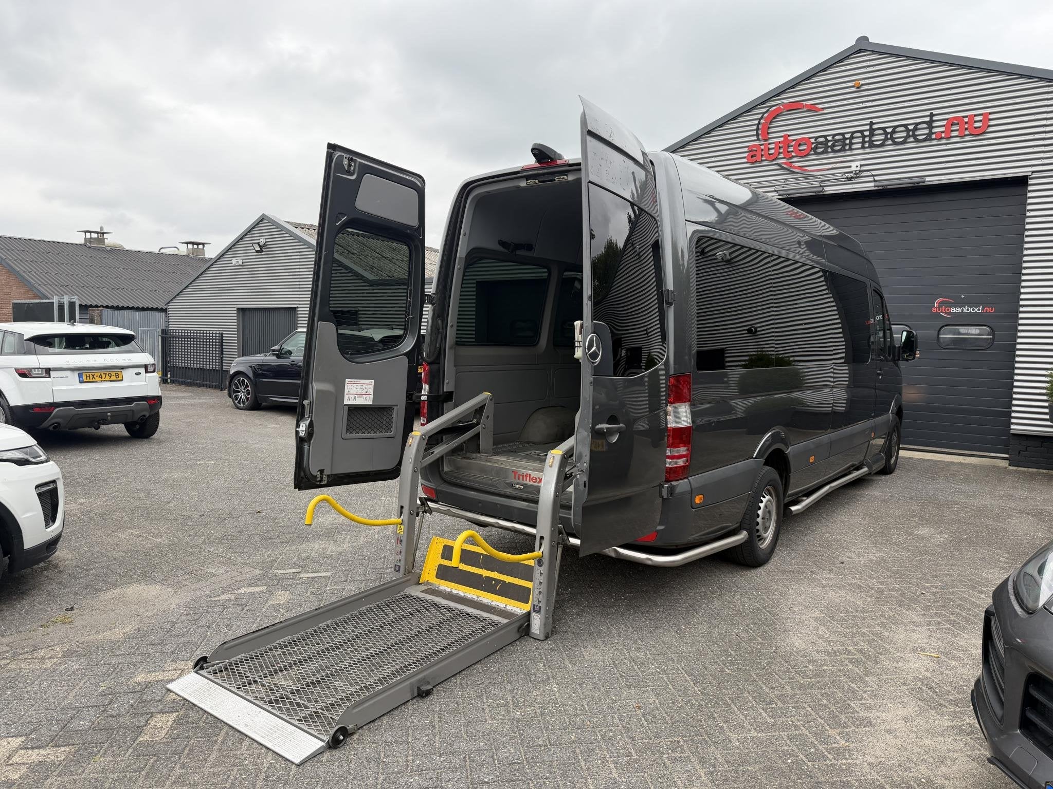 Mercedes-Benz Sprinter 313 2.2 BlueTEC 432 HD Rolstoel Vervo, Automaat, Gebruikt, Bedrijf, 9 stoelen