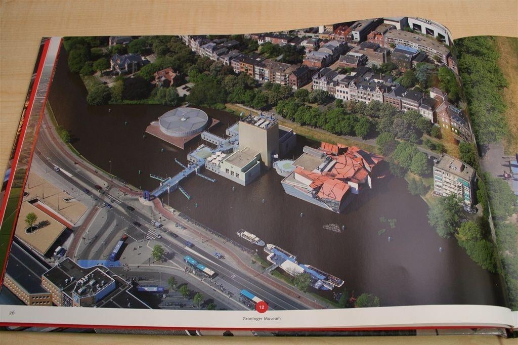 Groningen vanuit de Lucht — Stad & Ommeland in Luchtfoto's, Ophalen of Verzenden, Zo goed als nieuw