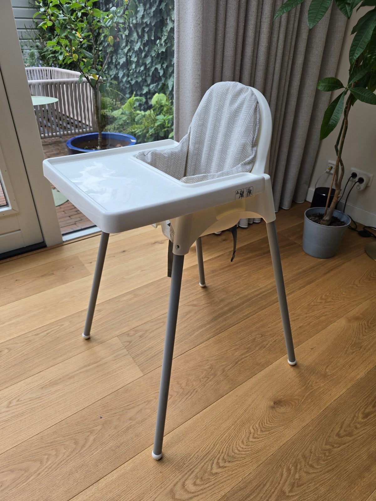 IKEA Antilop kinderstoel met kussen en eetblad, Ophalen, Gebruikt, Overige typen, Afneembaar eetblad