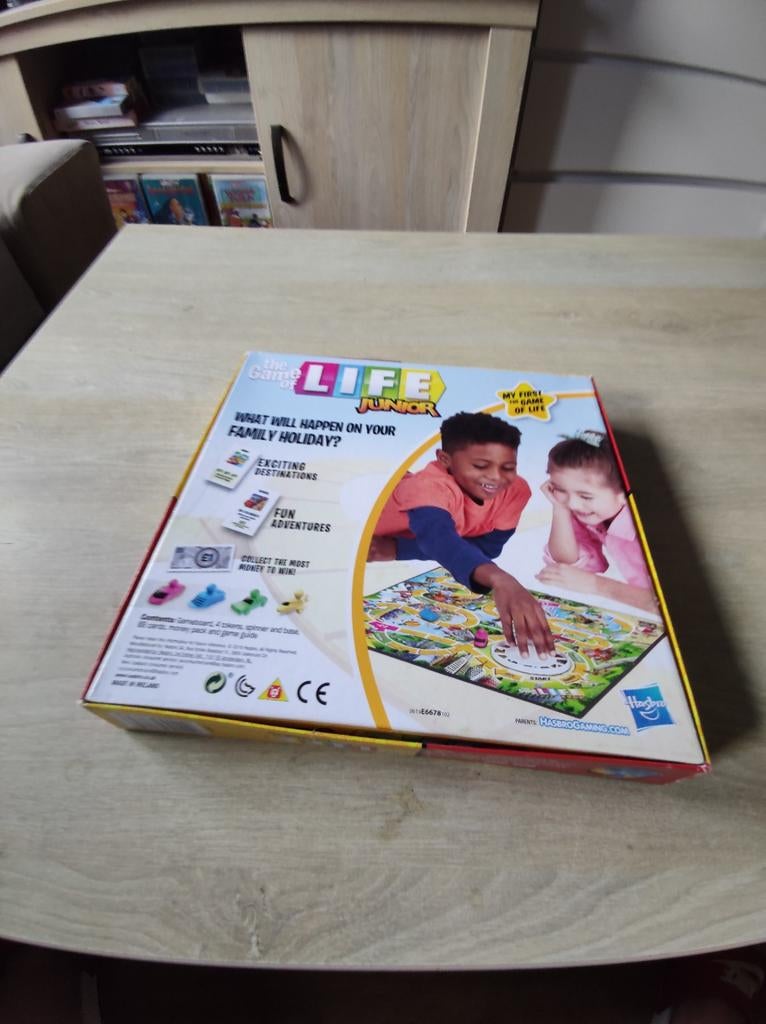 The Game of Life Junior - Familie Bordspel, Hobby en Vrije tijd, Gezelschapsspellen | Bordspellen, Zo goed als nieuw, Consumercare@hasbro.co.uk