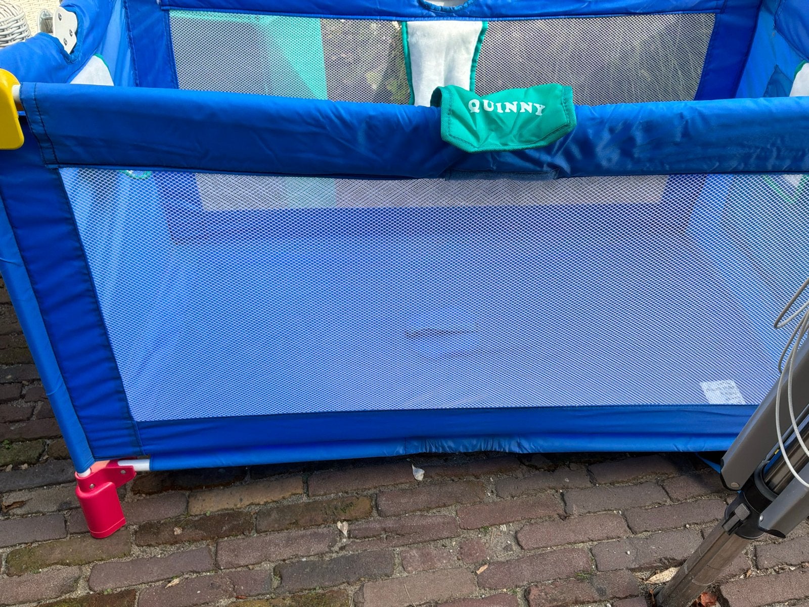 Quinny opvouwbaar campingbedje., Ophalen, Gebruikt