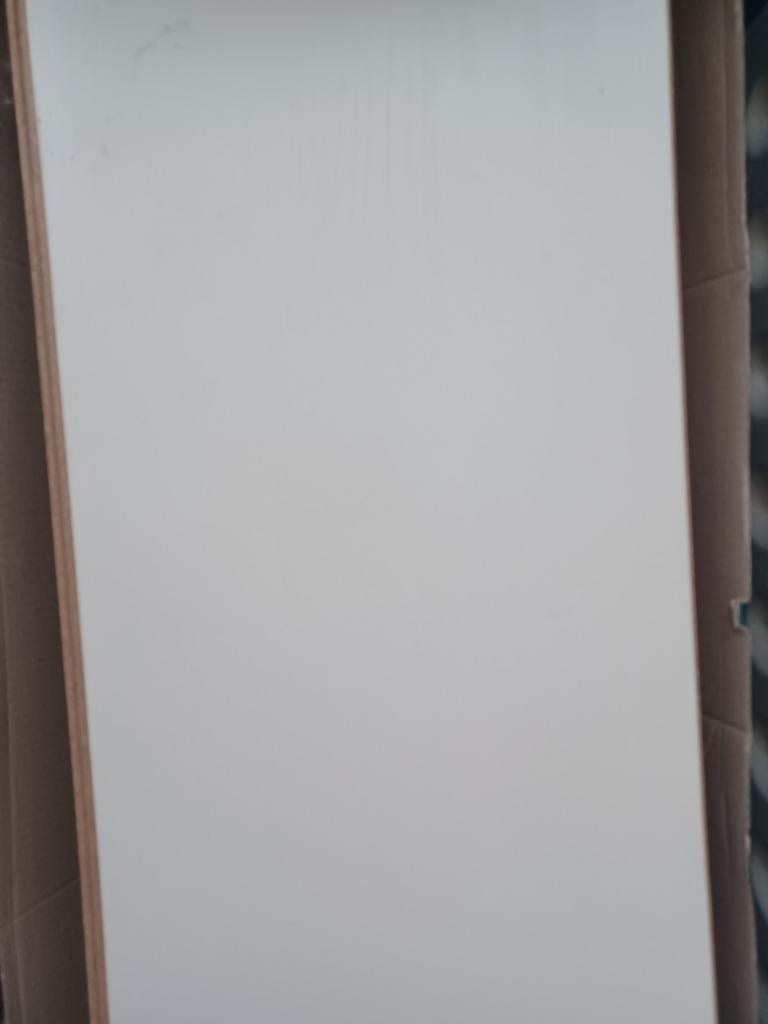 Restpartij 4 pakken wit laminaat, Doe-het-zelf en Verbouw, Vloerdelen en Plavuizen, Ophalen, 50 tot 150 cm, Nieuw, 10 m² of meer