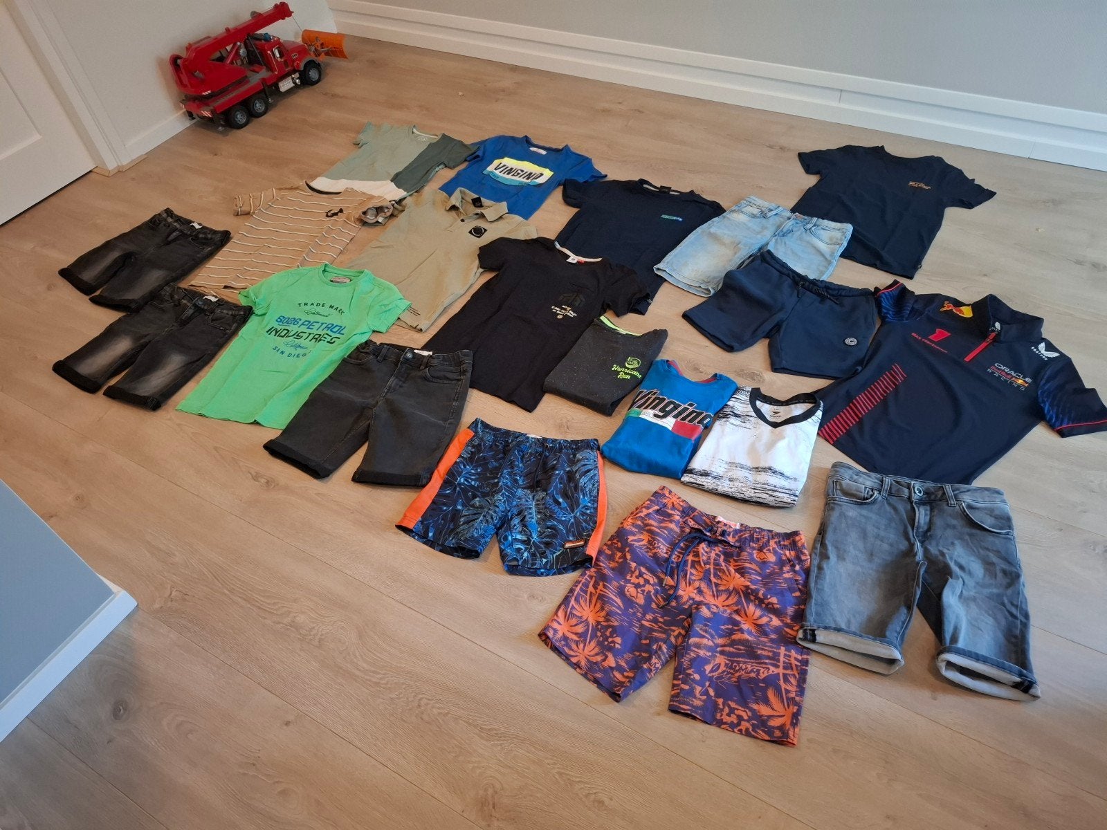 Pakket zomer:  Mt 140: Vingino petrol name it z8 cars etc., Ophalen of Verzenden, Gebruikt, Maat 140