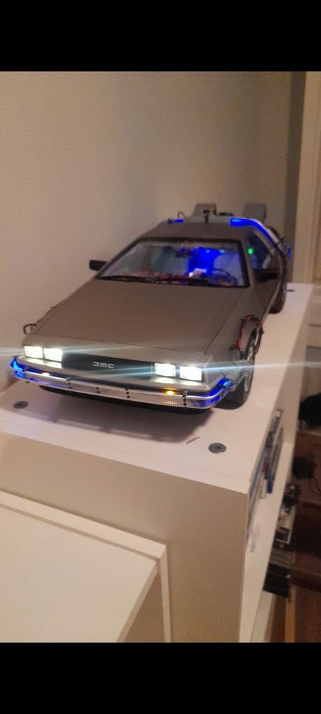 eaglemoss delorean, Hobby en Vrije tijd, Modelbouw | Auto's en Voertuigen, Auto, Groter dan 1:32, Zo goed als nieuw, Ophalen