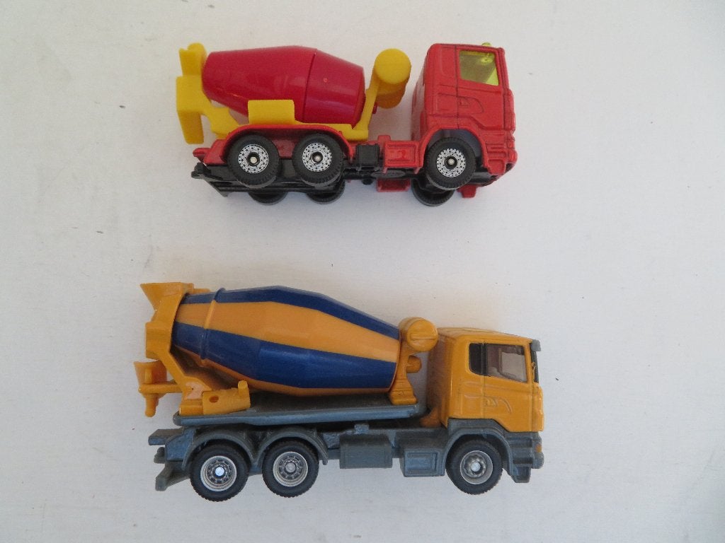 2x Siku Betonmixer Betonwagen Kieper Mortel, Ophalen of Verzenden, Auto