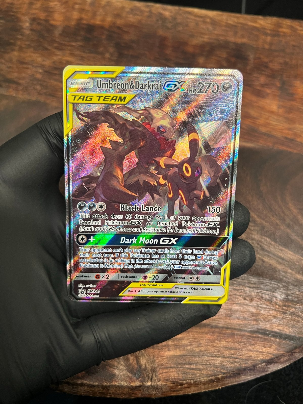 Umbreon & Darkrai GX TAG TEAM Pokémon Kaart, Ophalen of Verzenden, Zo goed als nieuw, Losse kaart, Foil