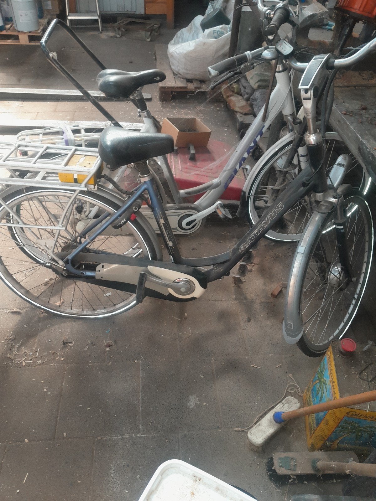 te koop 2 dames fietsen goede station fietsen, Ophalen, Gebruikt, Giant