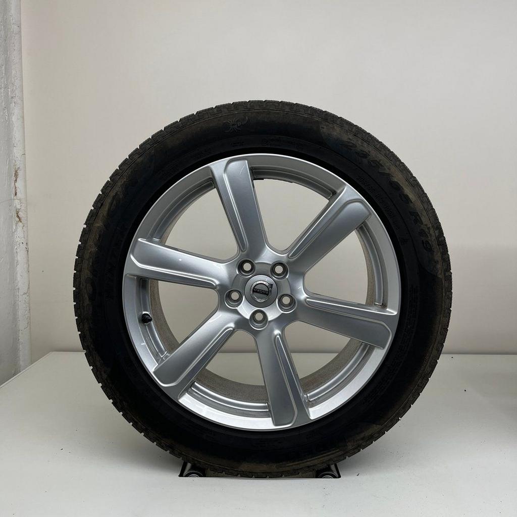 Volvo XC90 - 19 inch - winterbanden, 19 inch, Gebruikt, Banden en Velgen, 235 mm