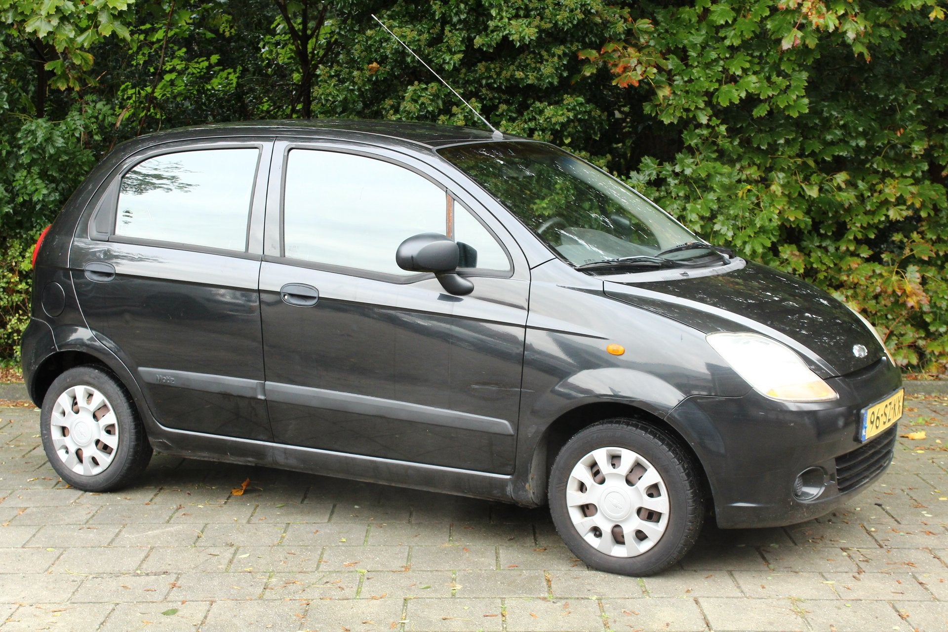 Chevrolet Matiz APK nieuw, zuinig autootje! 1.0 Style, Auto's, Voorwielaandrijving, 400 kg, Zwart, Origineel Nederlands